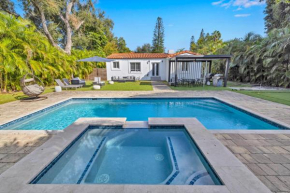Miami Villa - Pool and Hot Tub Escape